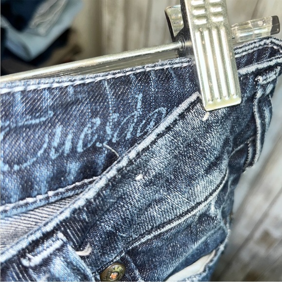 Silver Tuesday 20 Low Rise Slim Boot Luxe Stretch Jeans - Picture 8 of 8